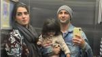 Ahmad Moin-Shirazi e Shabnam Shahrokhi con la loro bambina Ahmad Moin-Shirazi e Shabnam Shahrokhi con la loro bambina