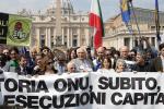 La Marcia di Pasqua per la moratoria subito