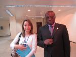 Addis Abeba, 27 gennaio 2011: Elisabetta Zamparutti con il Ministro degli Esteri del Gabon Paul Toungui‏