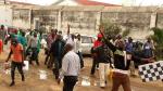 Detenuti liberati dal carcere di Harare Detenuti liberati dal carcere di Harare